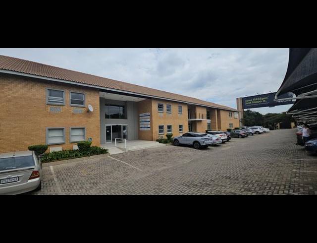 BUSINESS PROPERTY TO RENT IN HALFWAY GARDENS